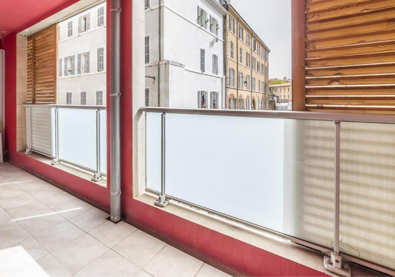 Elegant T3 Au Panier Vieux Port Avec Terrasse Privee Et Parking Apartment Marseille Exterior photo