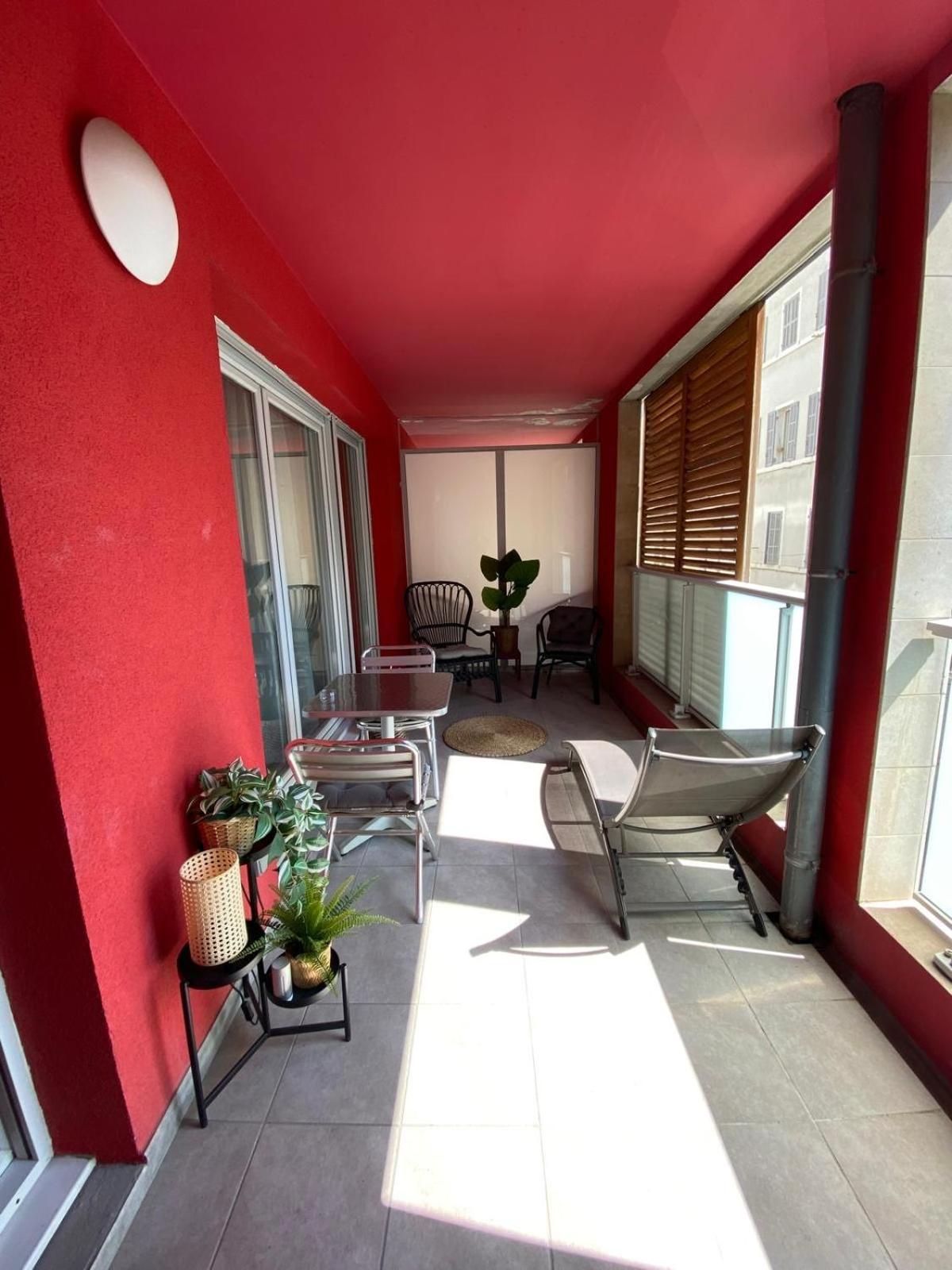 Elegant T3 Au Panier Vieux Port Avec Terrasse Privee Et Parking Apartment Marseille Exterior photo