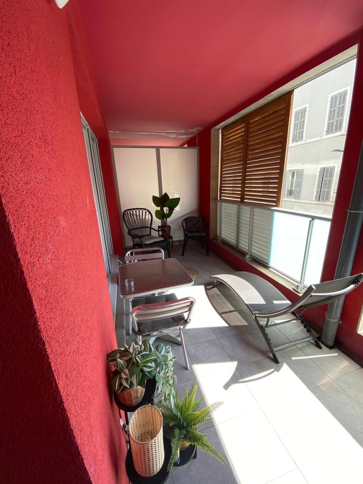 Elegant T3 Au Panier Vieux Port Avec Terrasse Privee Et Parking Apartment Marseille Exterior photo